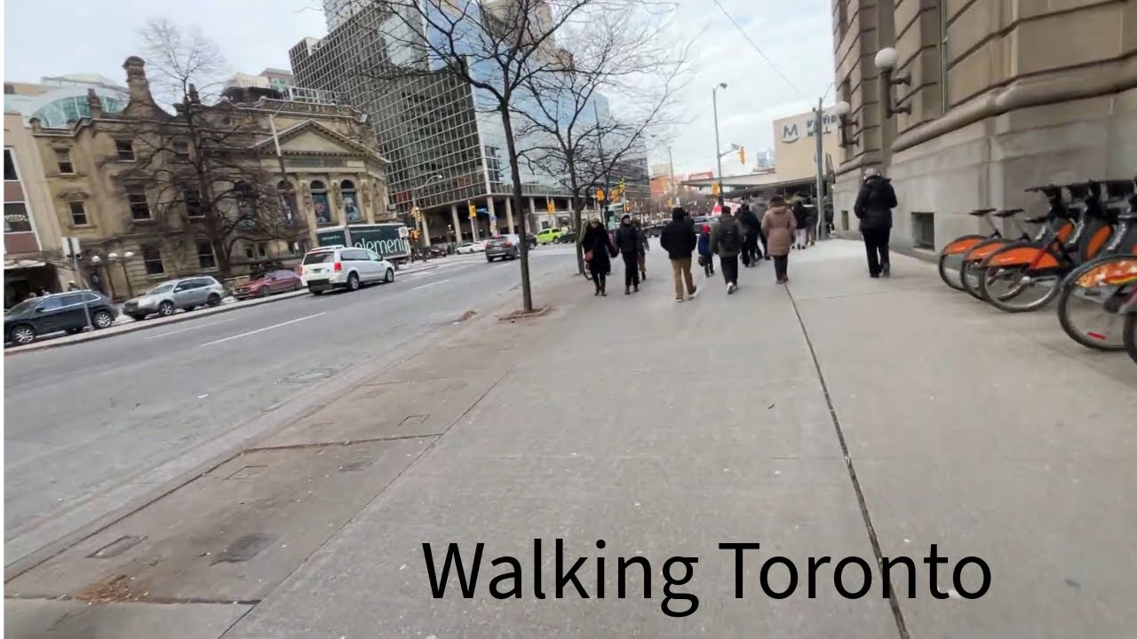 Walking Front Street East in Downtown Toronto With Alicia and Yoshi 12/5/2025