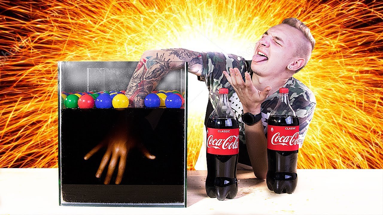УГАДЫВАЮ ПРЕДМЕТЫ В АКВАРИУМЕ С КОЛОЙ!!!😱