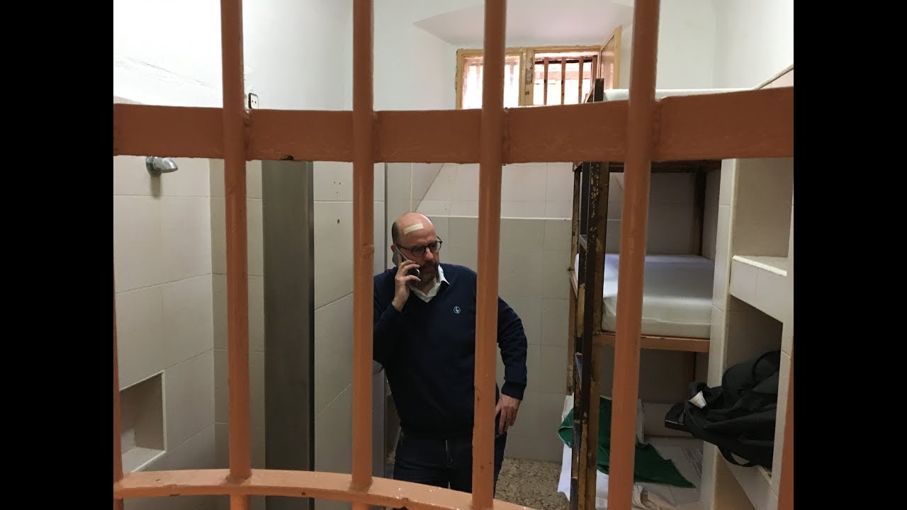 JORDI BASTÉ va a DORMIR a la PRESÓ MODEL