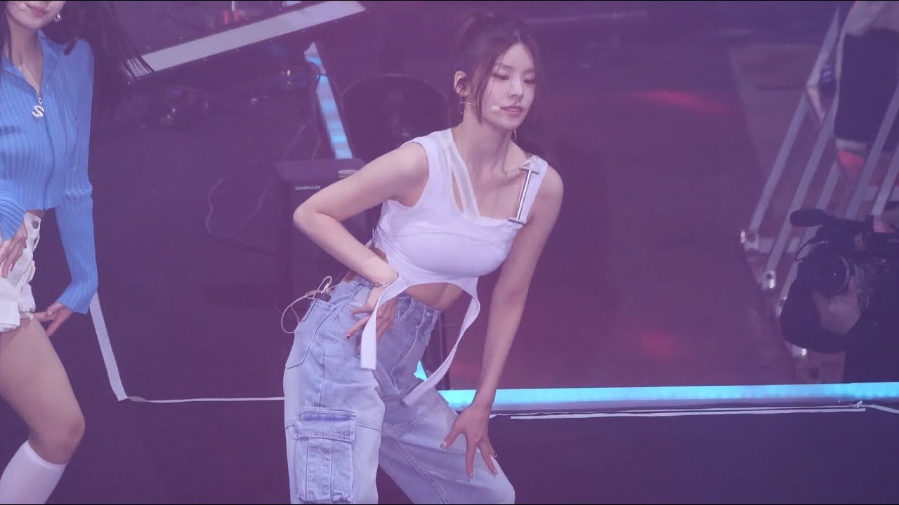 230304 ITZY “DALLA DALLA” 예지 YEJI 4K Cam