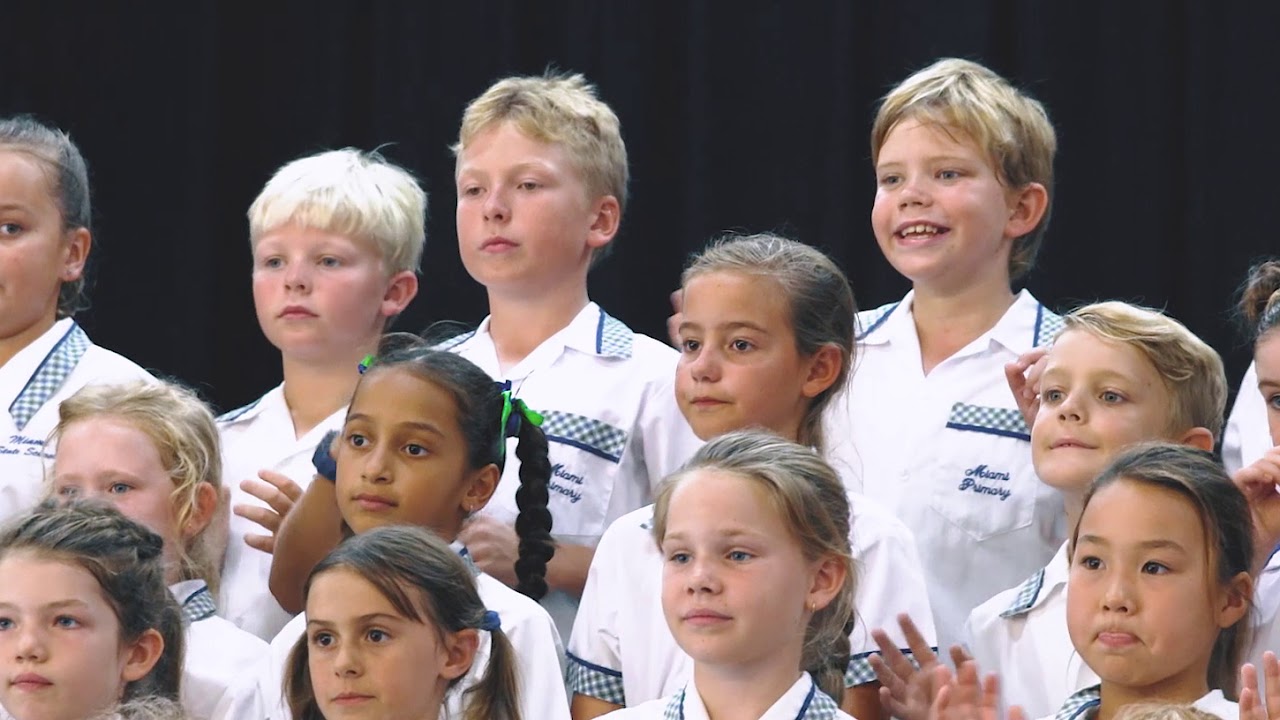 Miami State School Choir sing 'G'Day Mate, G'Day'