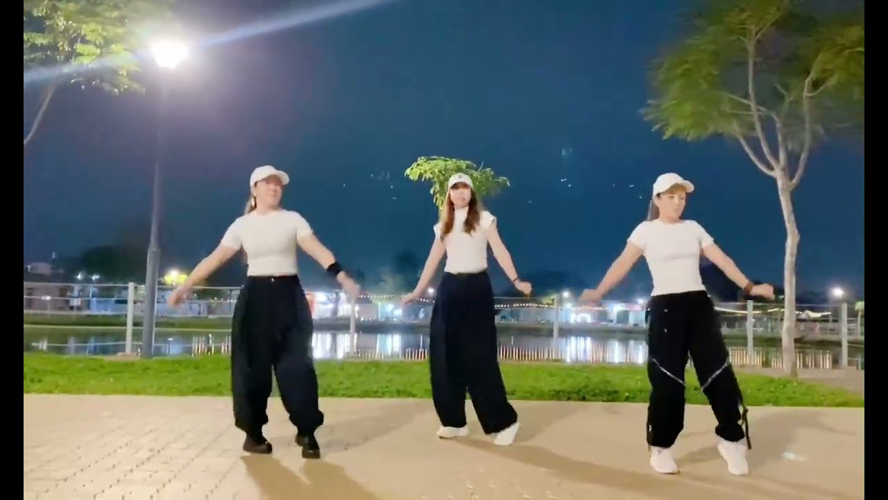 Giang Hồ Dạ Vũ Thập Niên Đăng 