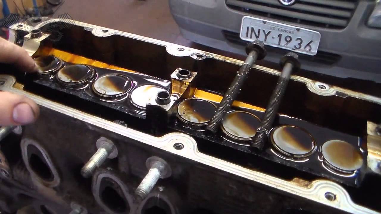 Oficina Mecânica - 22-10-2014 - Fiat Uno 1.0 8v. Fire 2007 - Desmontagem do Motor