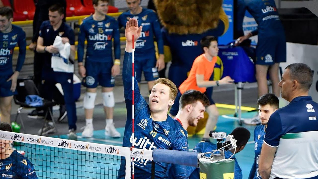 360cm Monster of the Vertical Jump - Rok Mozic