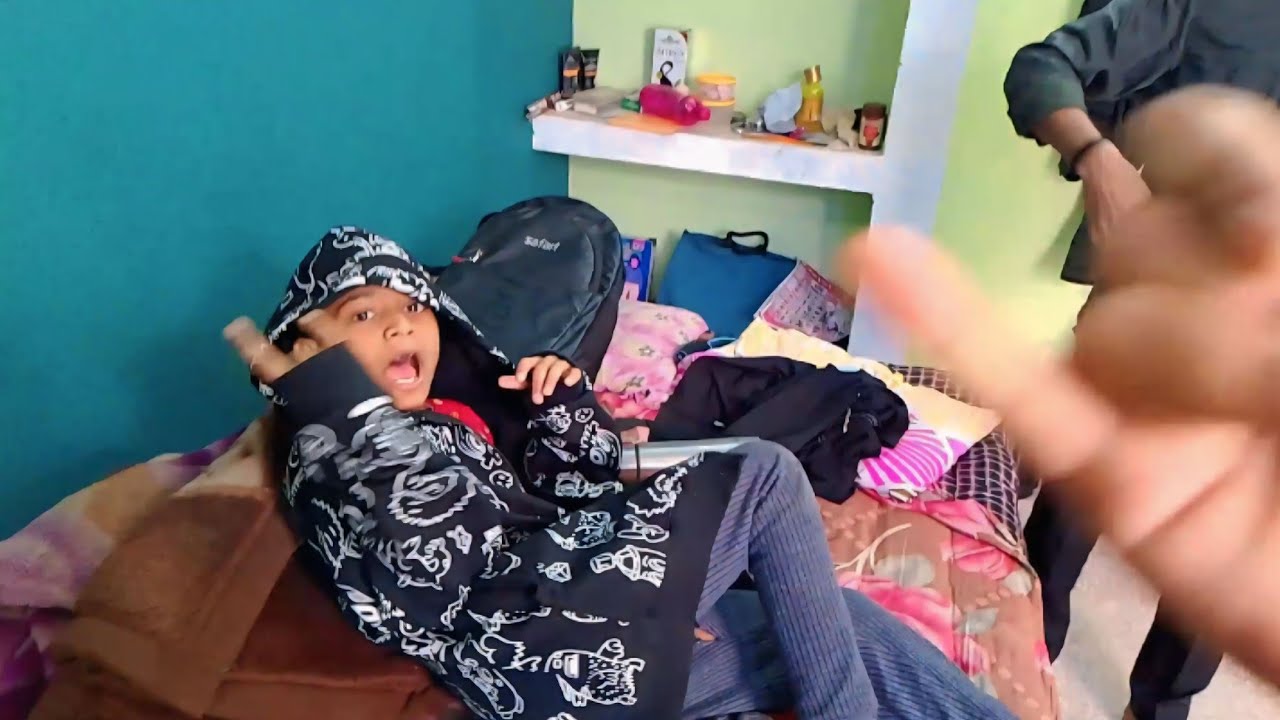 Surprise Gift Mila Divyam ko 🎁 New Hoodie | Family Reaction