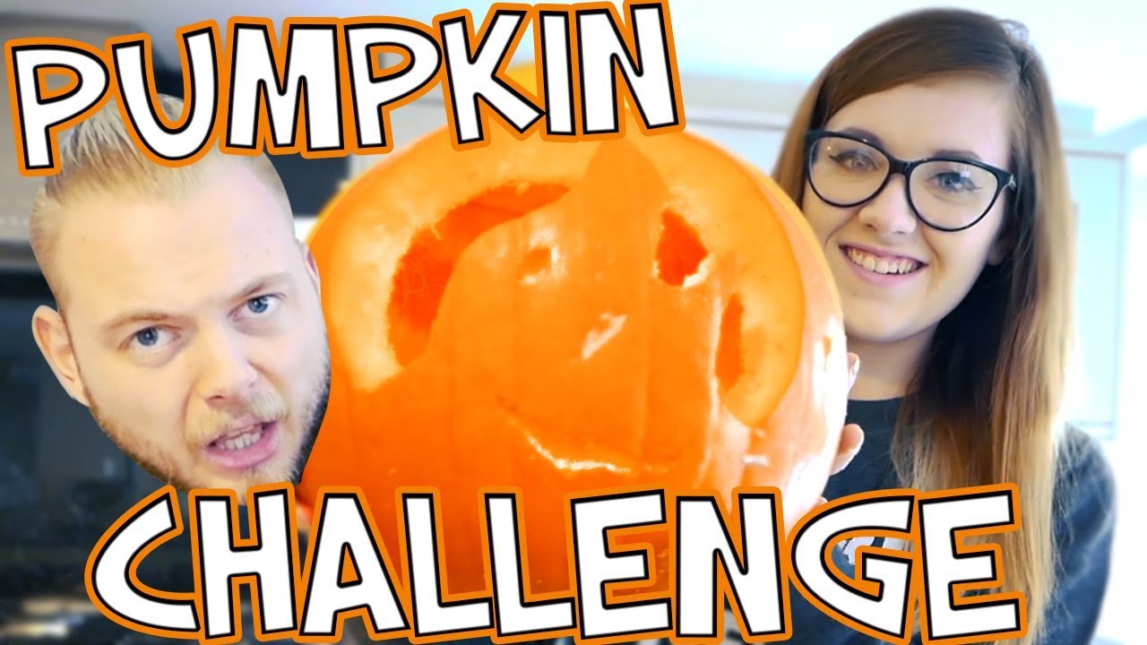 PUMPKIN CARVING CHALLENGE!! SQUIDDY VS NICOLE!!