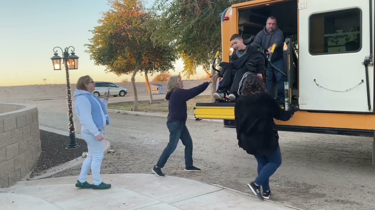 Carter’s “Nice to meet you Ron” kind of bus ride!