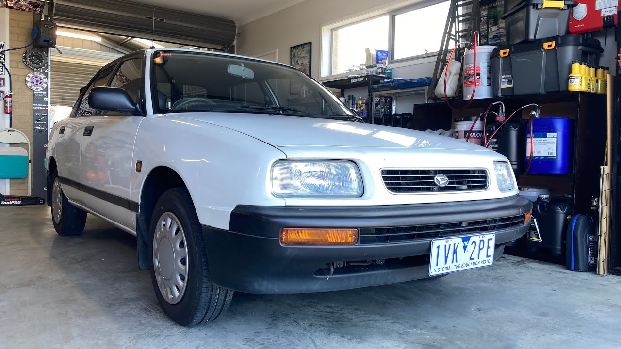 Daihatsu Nugget Applause Repairs & Mods