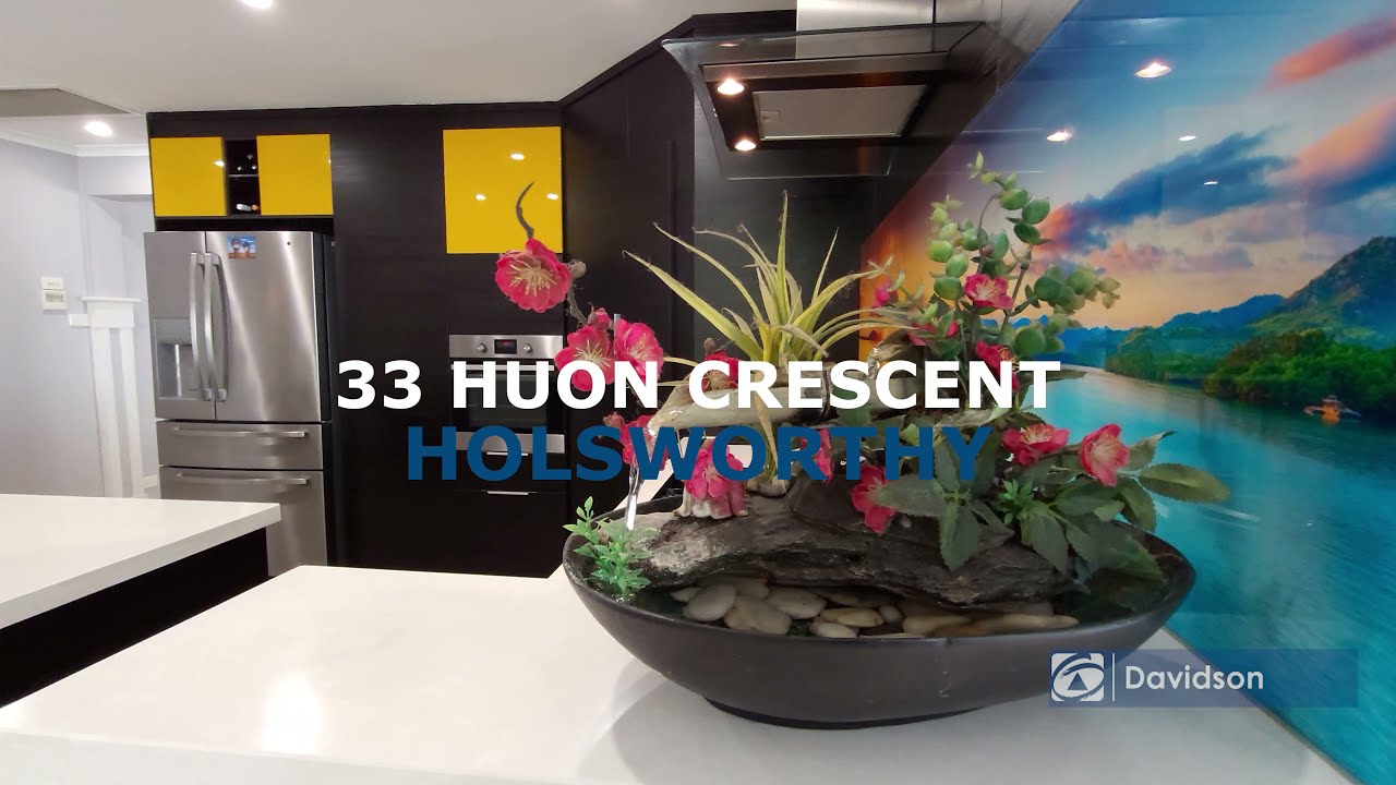 33 Huon Crescent, Holsworthy  NSW 2173