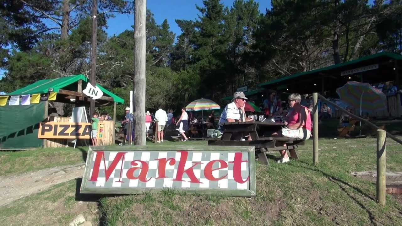 The Knysna market.