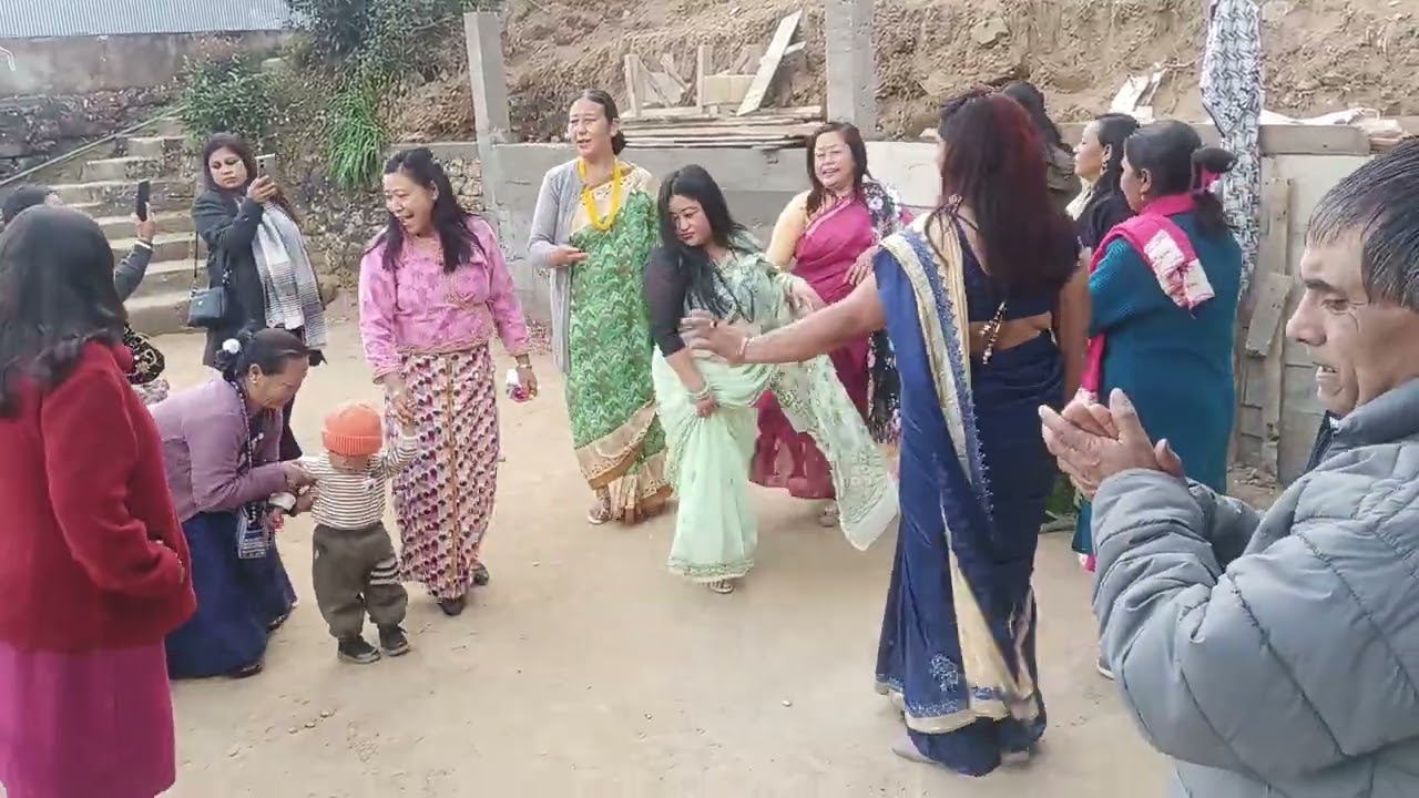 X mas ma aama party ko nitrya harnu hola good morning 🌅🌅🌅