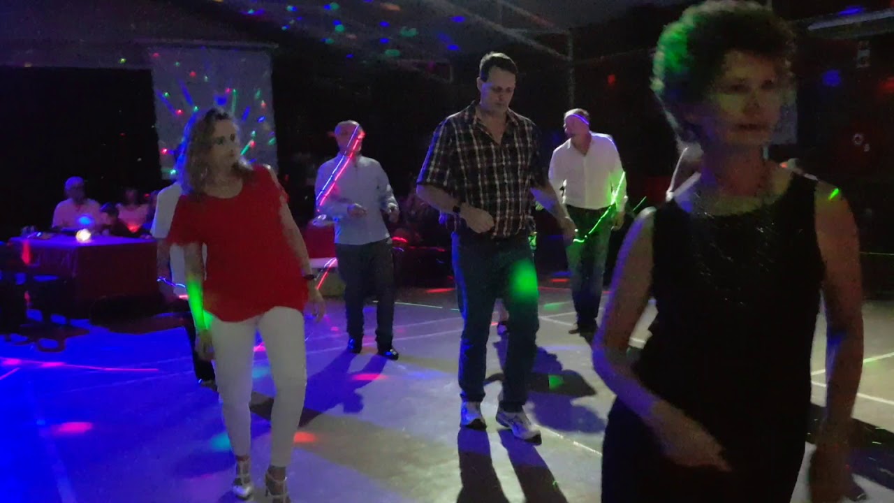 Opskop Oujaars Dans/Old Years Dance  in Menlopark, Pretoria--East-Video 1of5