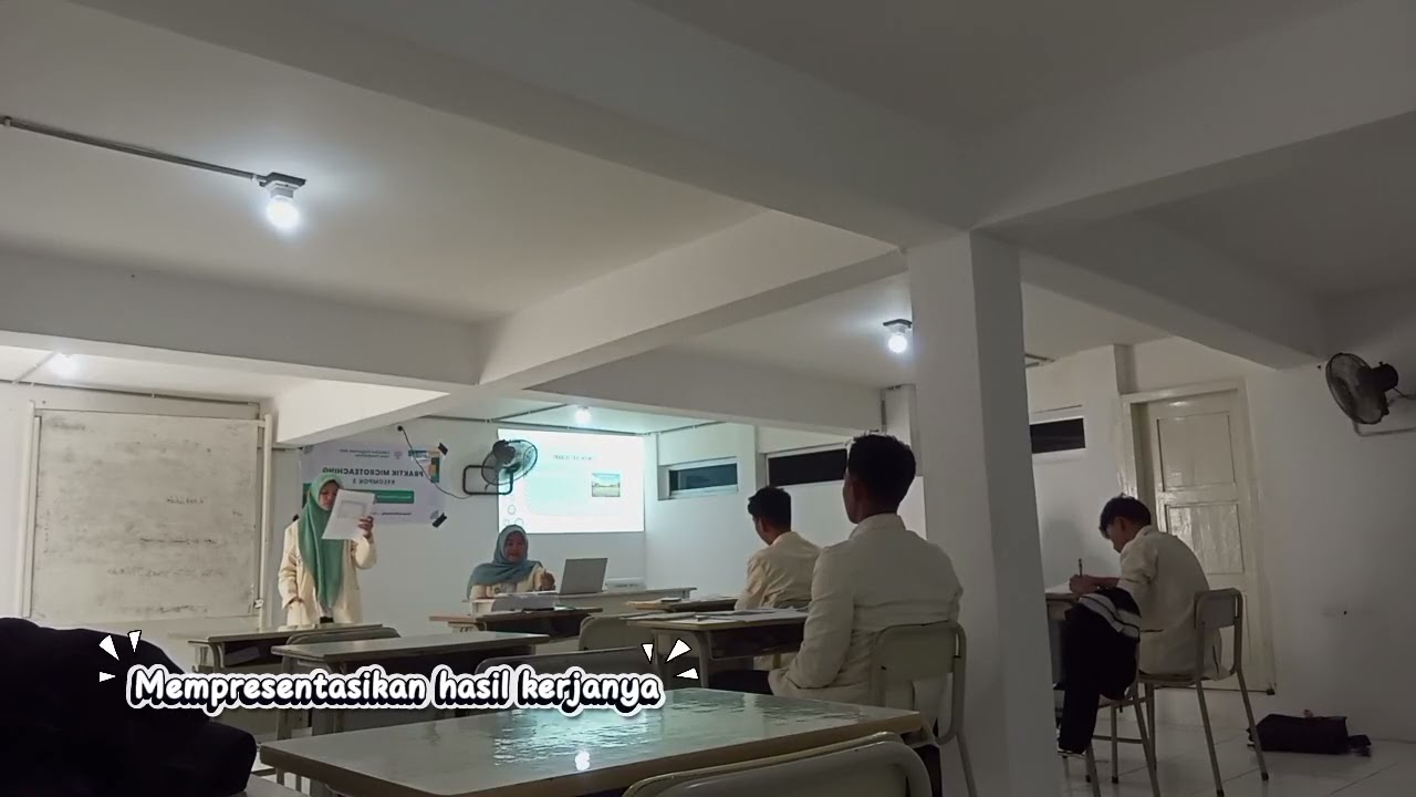 Praktik Microteaching Mahasiswa FKIP 2026 a.n. Hilwa Humayya A.R