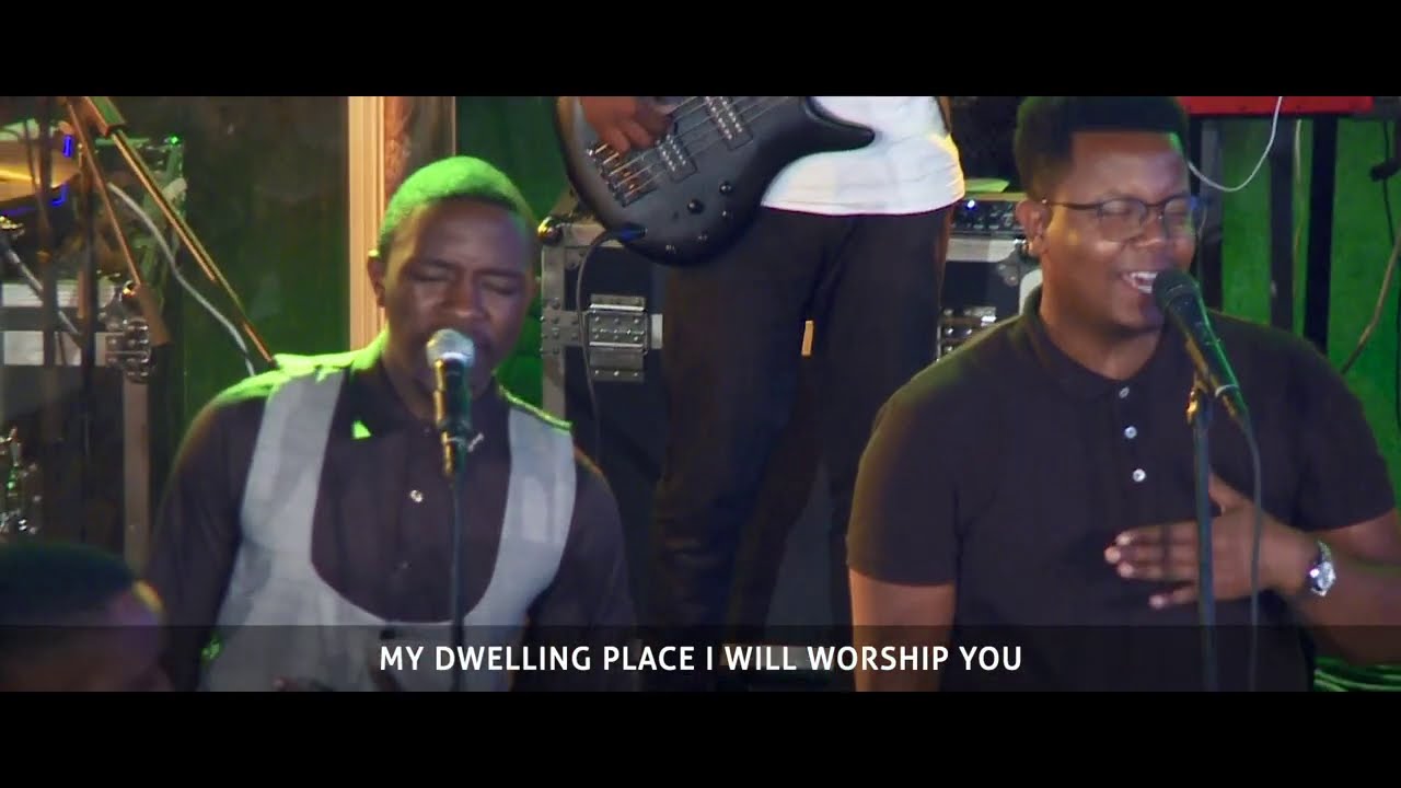 Make Room (Live) - Mike Manoa