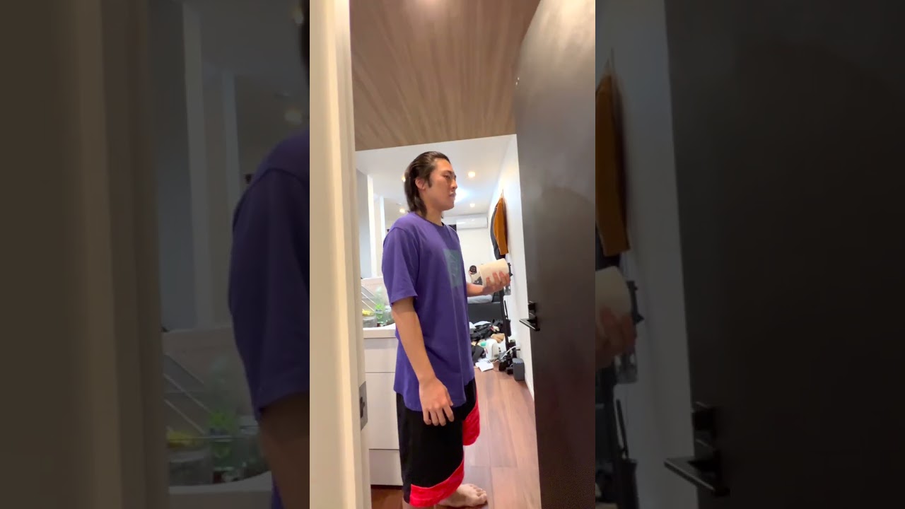 ブロリーに影響され過ぎたやかましい男wwwww#shorts  #おもしろ動画#トイレ#トイレットペーパー#気まずい#あるある#アニメ#ドラゴンボール#ブロリー#悪魔#名シーン#声真似#ネタ