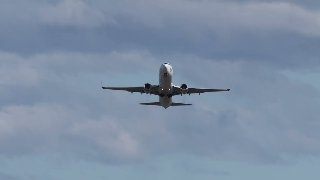 Virgin Boeing 737