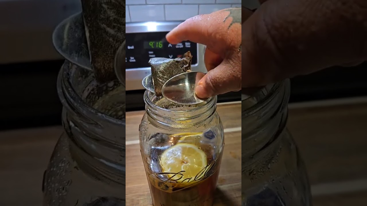 Sweet Tea Moonshine: Southern Charm in a Jar!