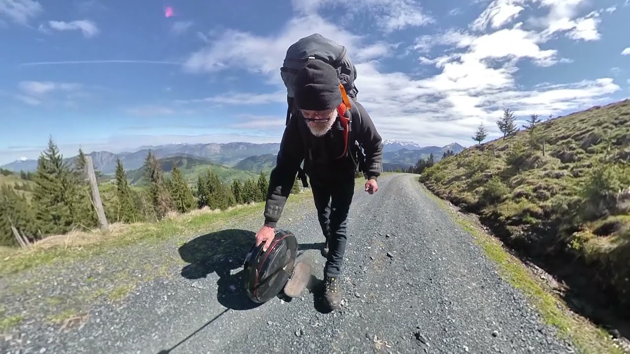 Electric unicycle and paragliding a perfect combination