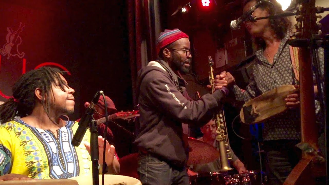 Aziz Sahmaoui & University of Gnawa - Kahina - Live @ Duc des Lombards Paris