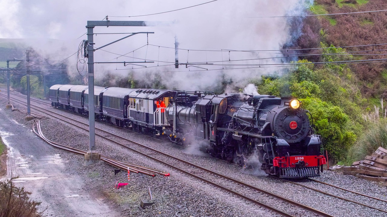 Jb1236 - Express Steam to the Tui Brewery