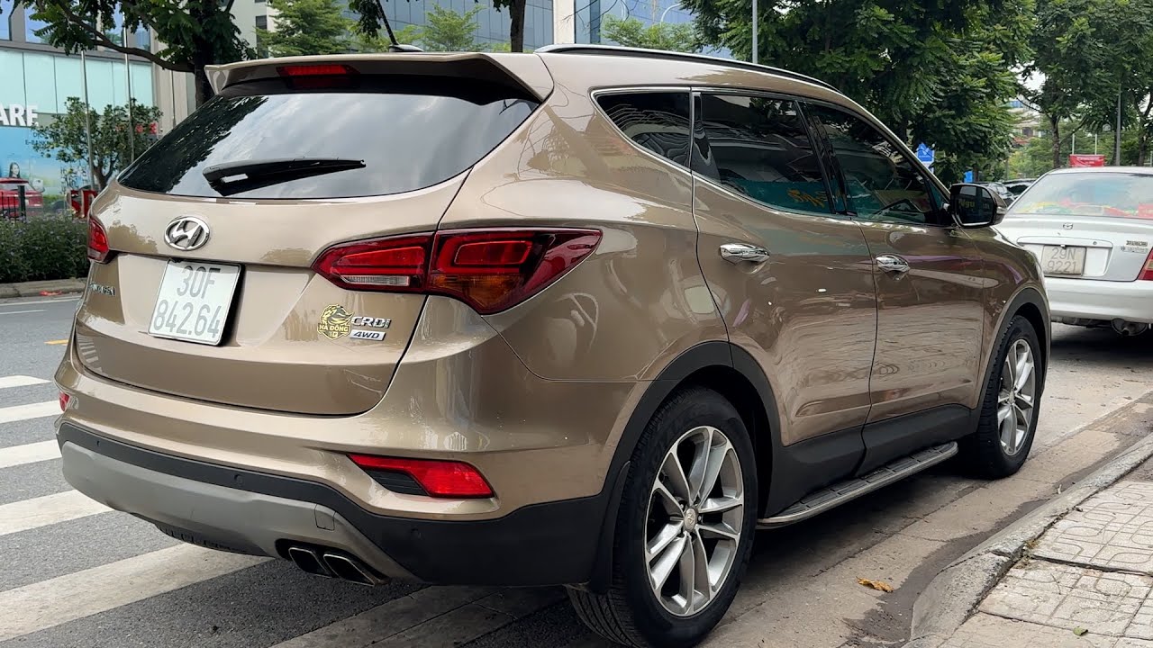 Hyundai SantaFe 2.2L 4WD 2018 Xe Ô tô Cũ Máy Dầu 1 Chủ Chạy 92 000 Km