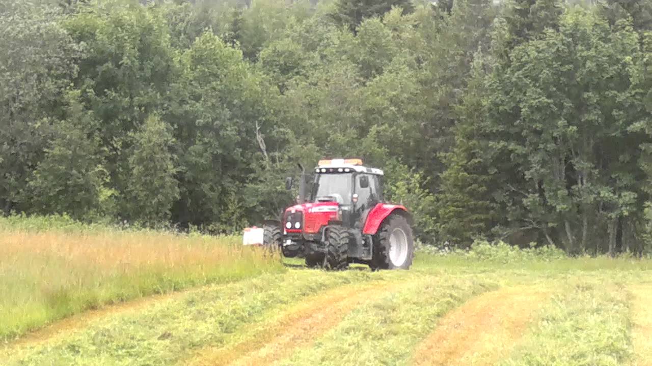 Masssey Ferguson 7465 med Kuhn 313 FC