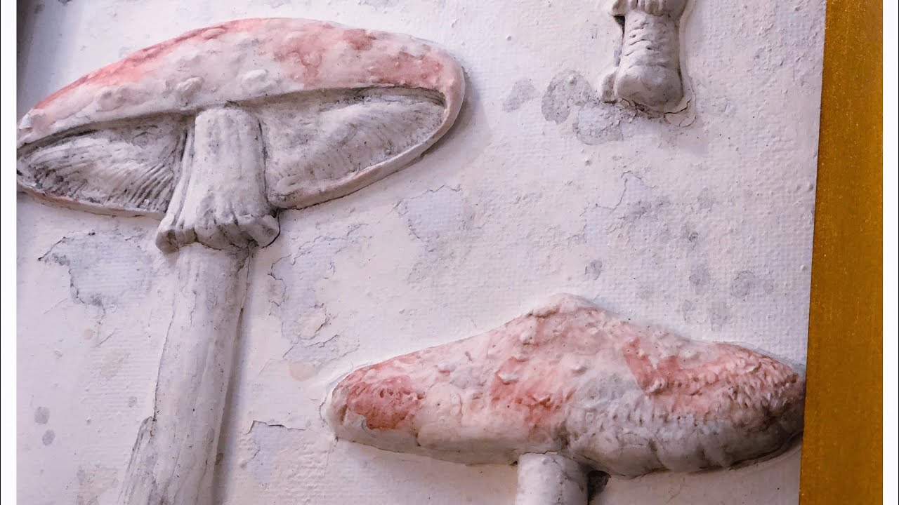 IOD Moulded Mushrooms with WoodUBend Posh Chalk & Amy Howard Milkpaint & Antiquing Glaze