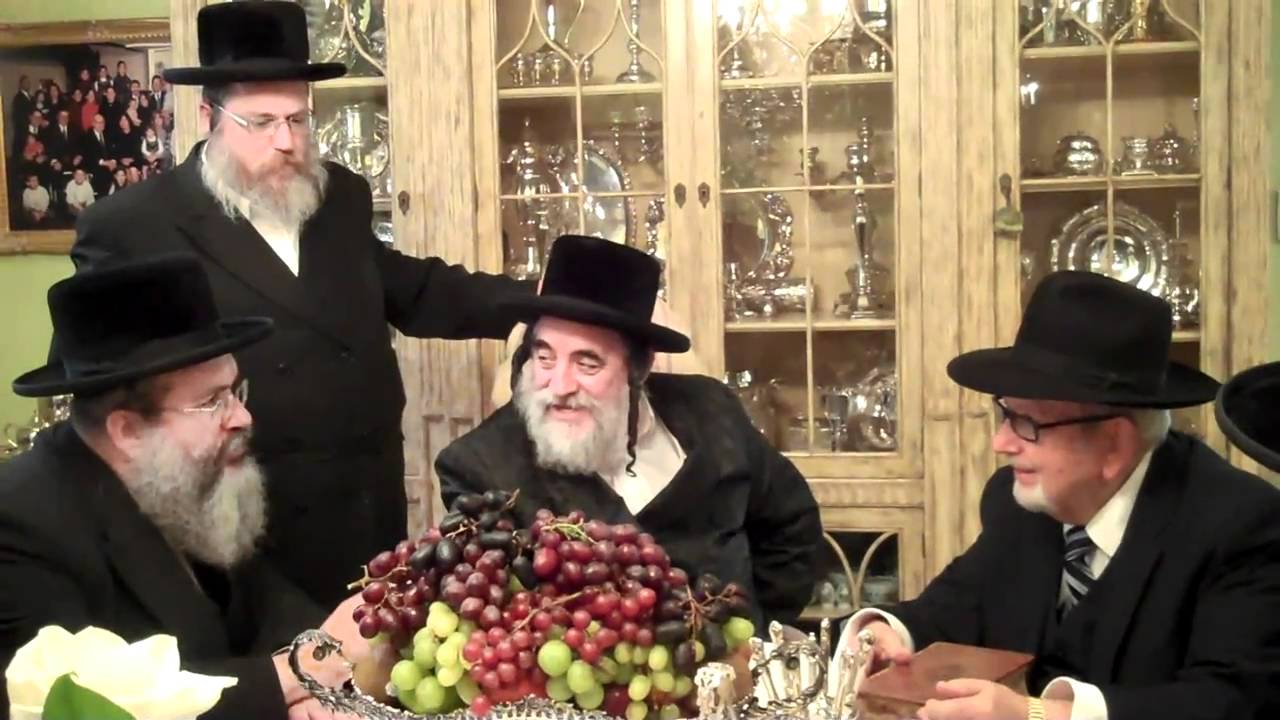 Rabbi Yisroel Hager visits Abraham Schonberger