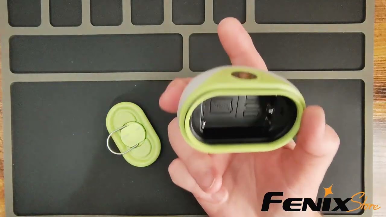 Видеосравнение Fenix ​​CL20R PRO и Fenix ​​CL20RV2