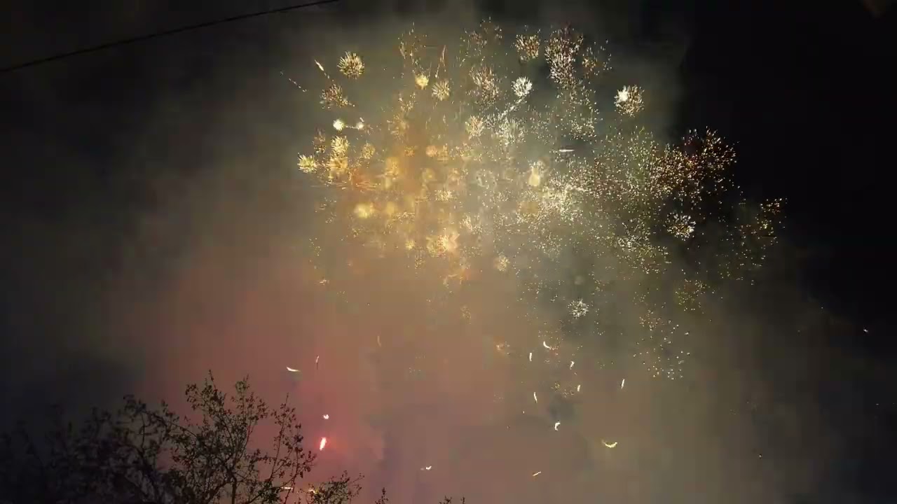 Las fallas 26 - Nit de l'alba - pyrotecnia Vulcano