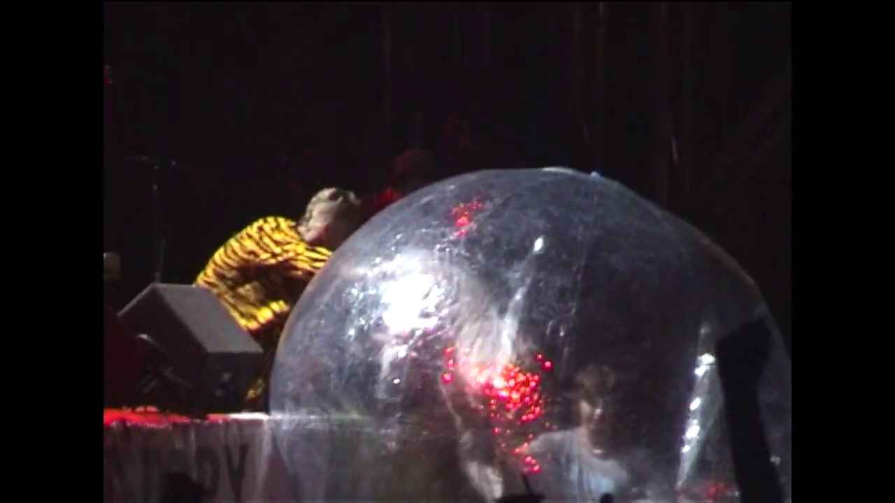 THE FLAMING LIPS LIVE AT ELECTRIC PICNIC 2005