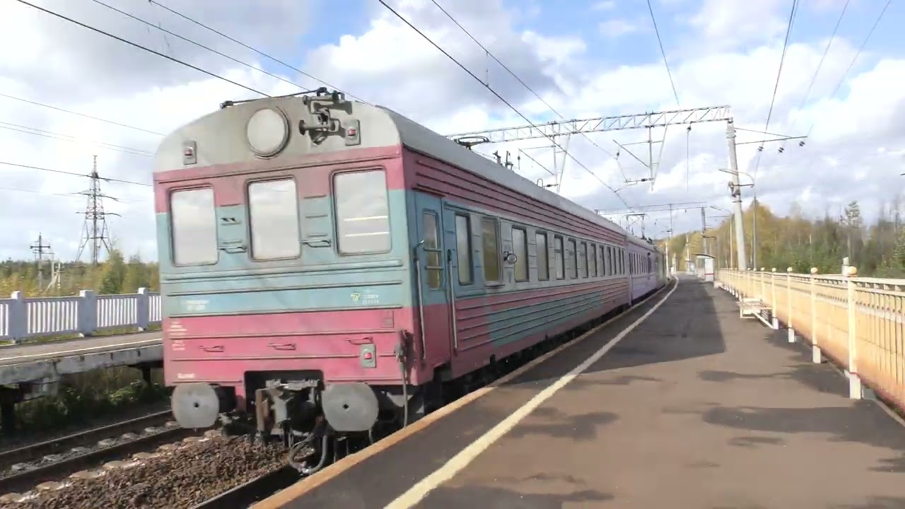 Поезда на пл. Понтонная и 29 км 2016г