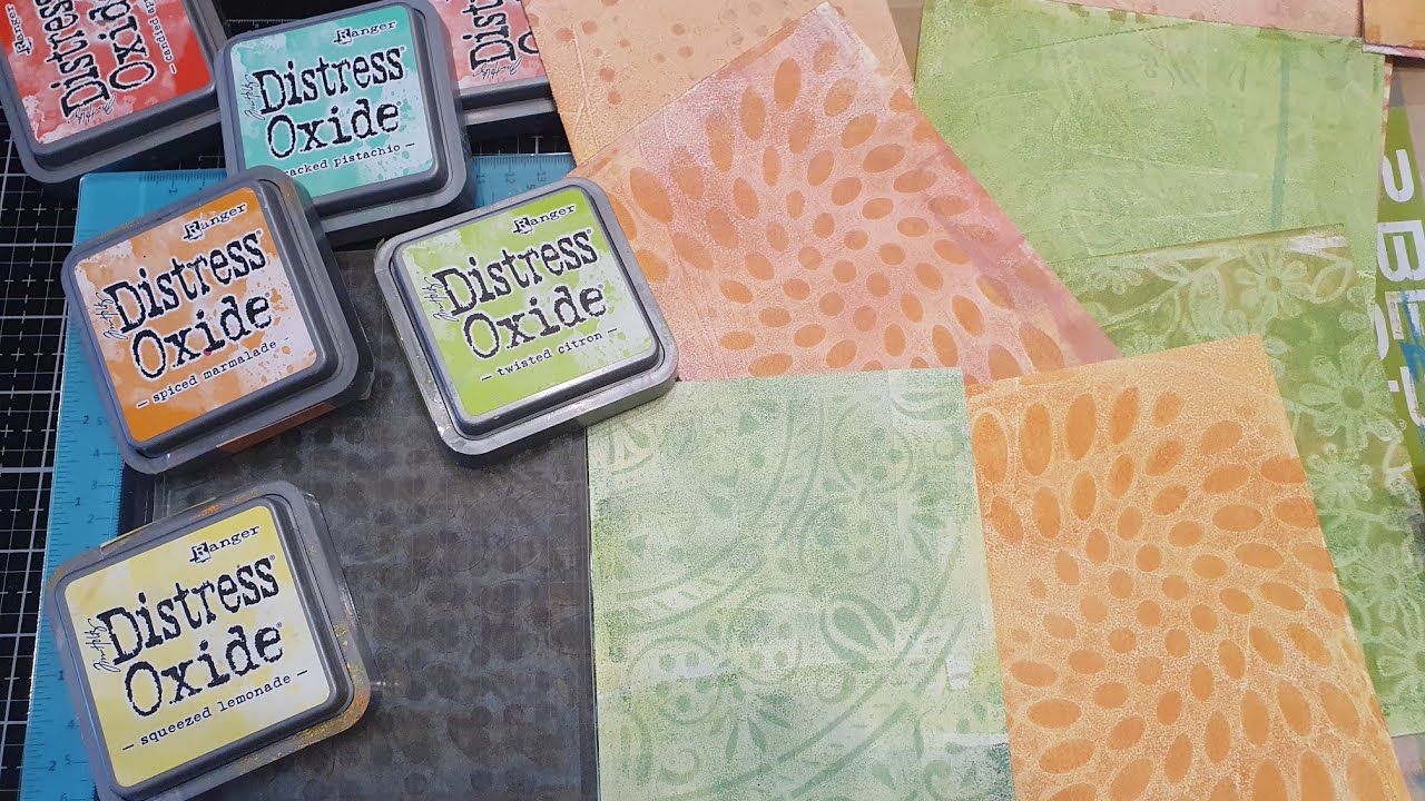 FONDS DE CARTE GEL PRESS, DISTRESS OXYDE ET POCHOIR