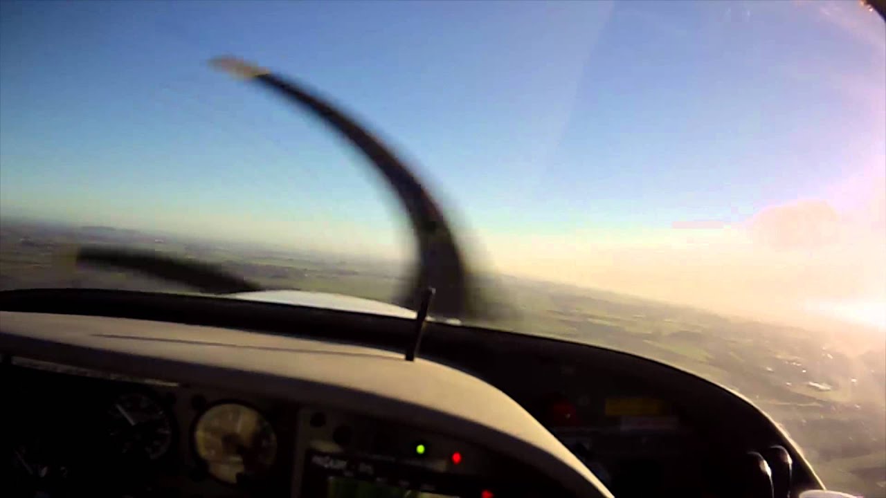 Europa Aircraft G-IVER landing at Lille LFQQ