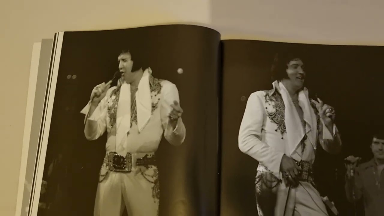 Elvis Encore Performance III Back To Chicago 1977 Joseph A. Tunzi.