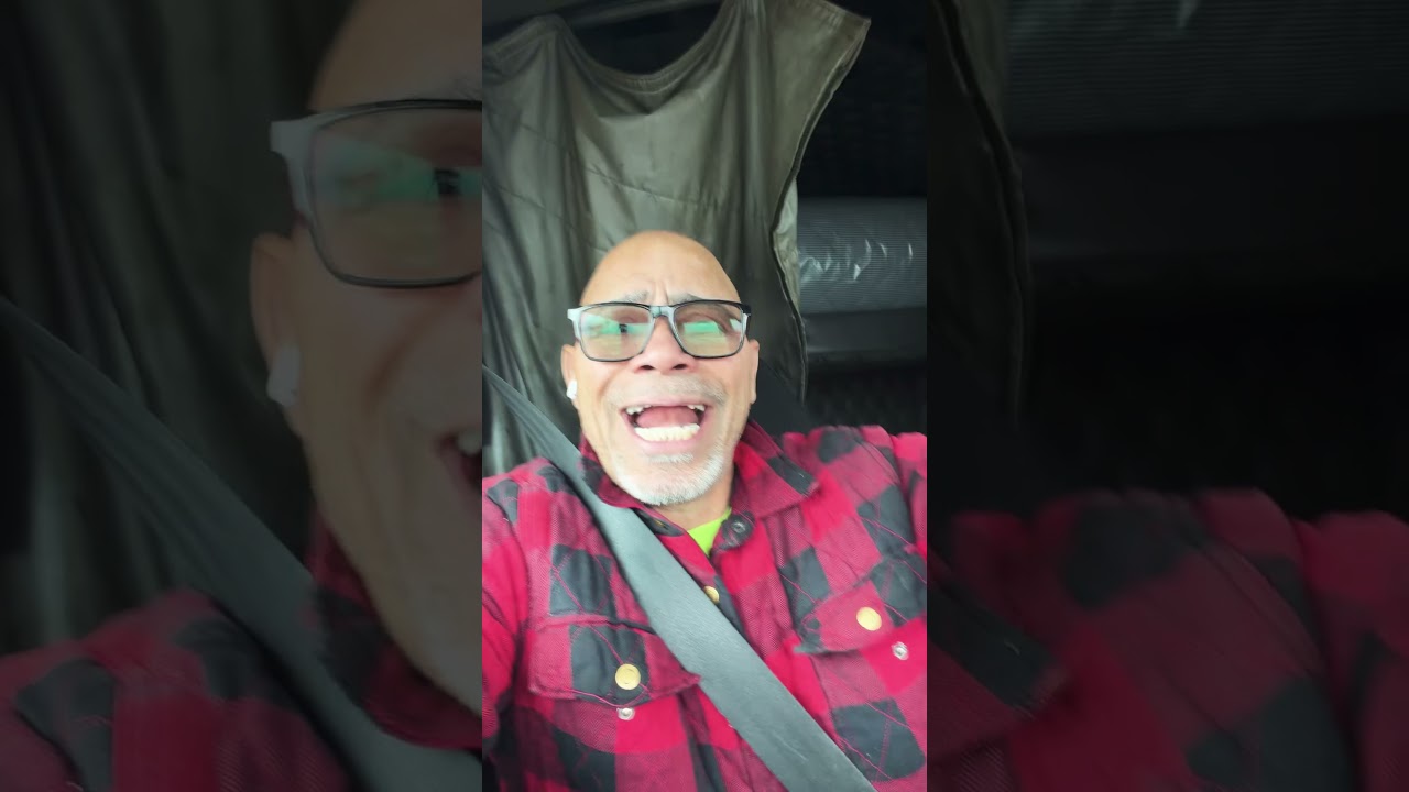 Samuel acosta el mas corupto de PR para jues hahaha vercuenza para pr los pnp son corruptos