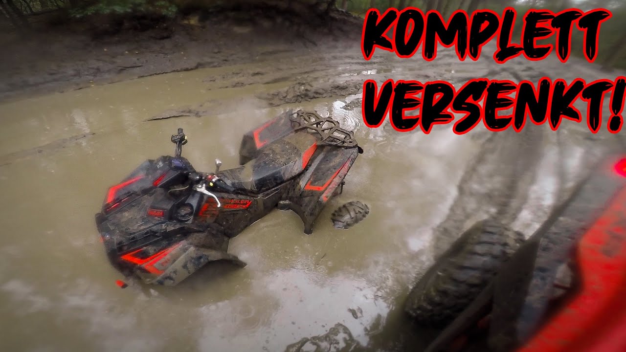 Komplett im Schlamm versenkt!🤪 | Endlich Seilwinden Action | MotoVLOG #5