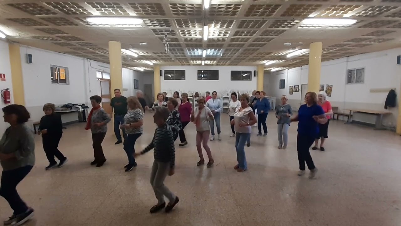 Baile en Línea 2024 - Bailando Bachata - Grupo 2