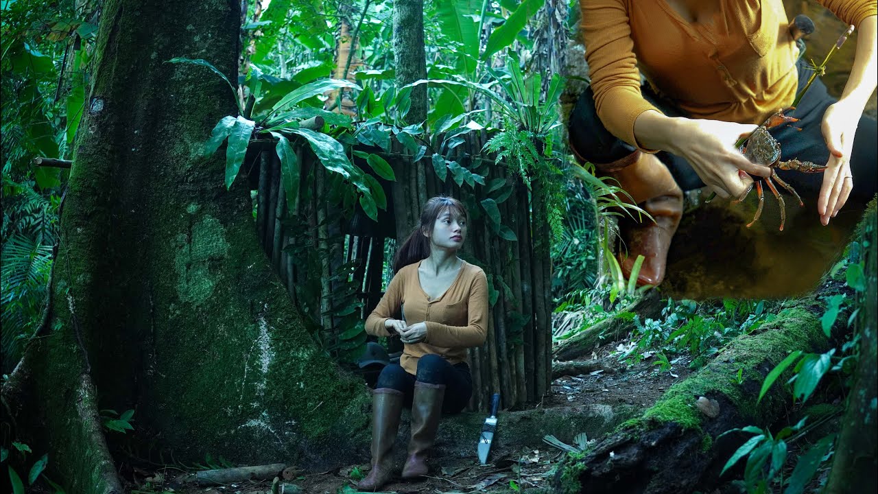 Wild survival with just a machete, skills to live in the rainforest