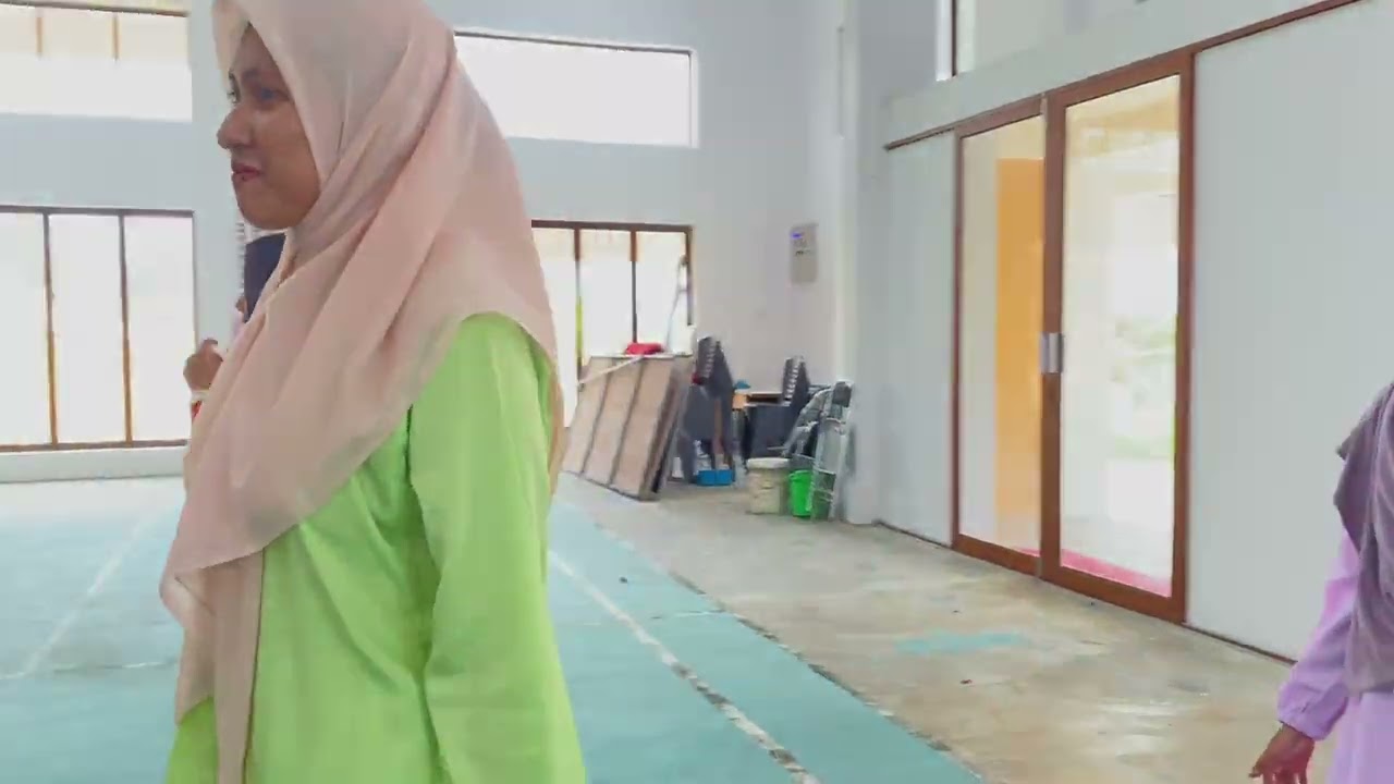 Bersulam Ilmu Berbalut Melayu 