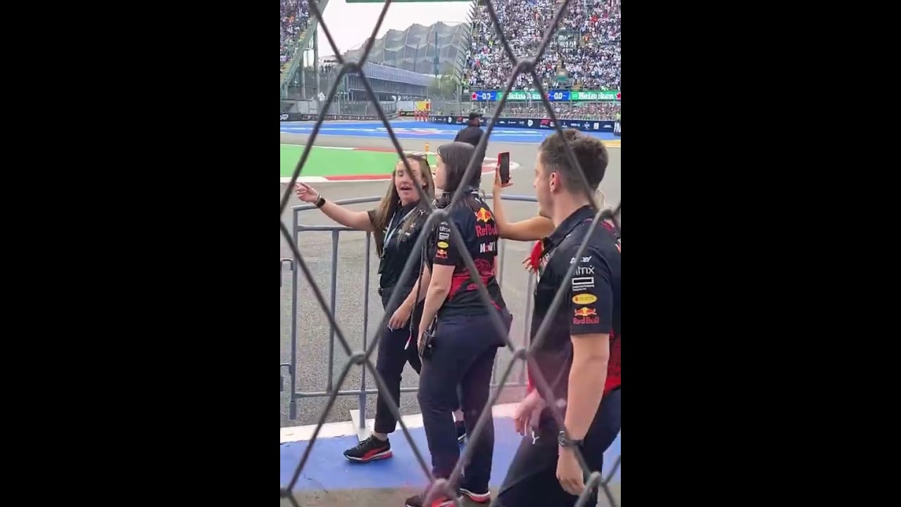 Hannah Schmitz Red Bull Racing waves to fans Aut&oacute;dromo Hermanos Rodr&iacute;guez Mexico #hannahschmitz