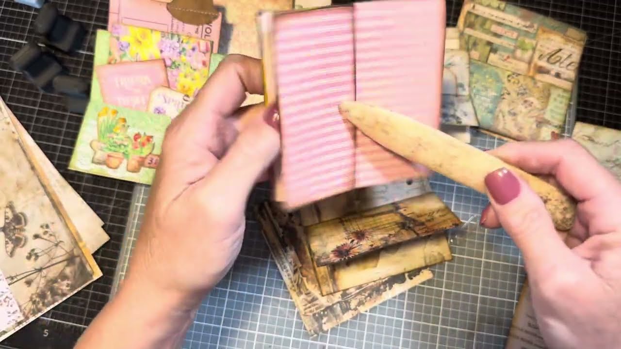 #JJ10MinuteMakes: one square= 2 or 3 pockets and a flip. Stash buster. Quick. Beginner friendly. 