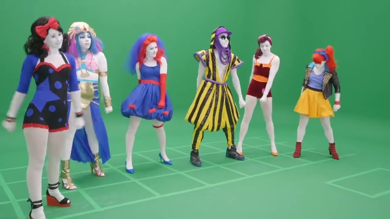 Just Dance 2022 - Last Friday Night (T.G.I.F) - Behind The Scenes