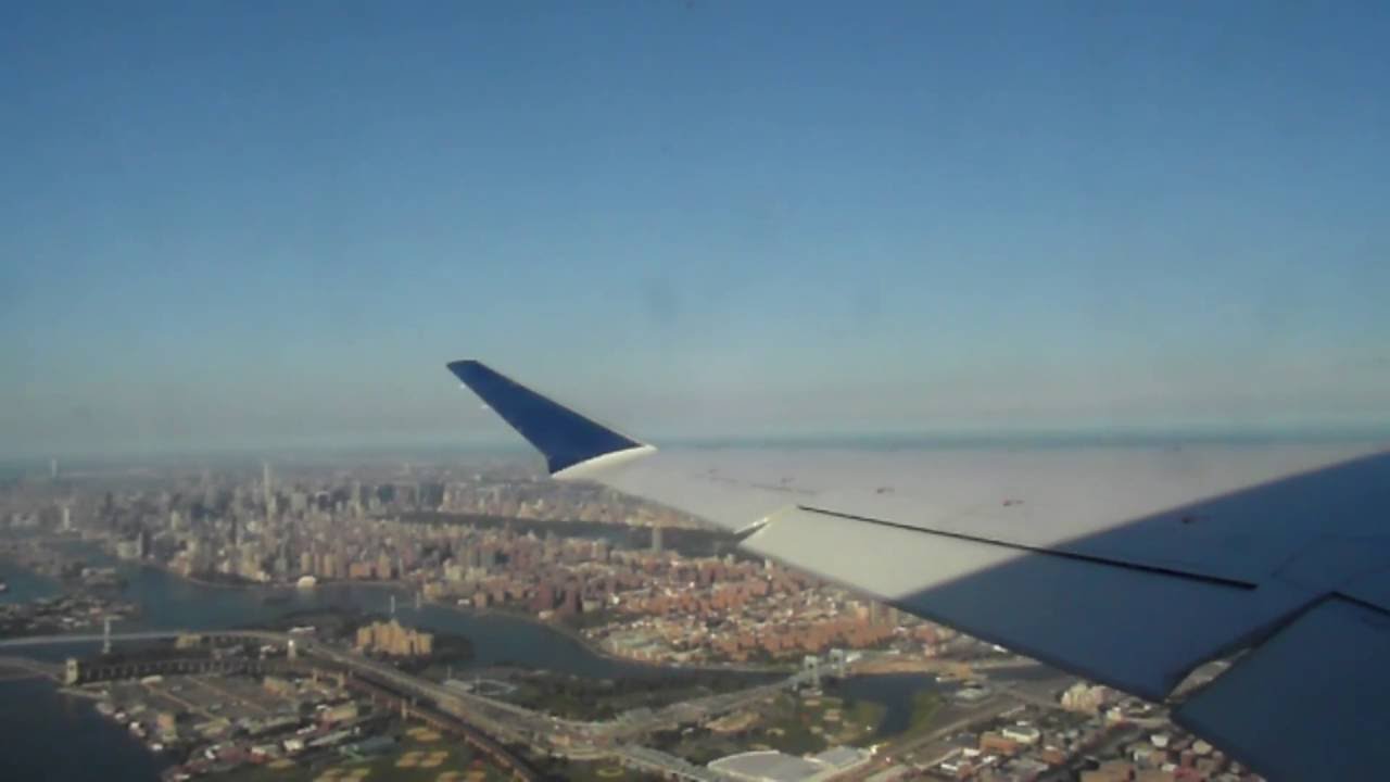 Delta CRJ-900 Takeoff from LaGuardia! Great NYC Views!