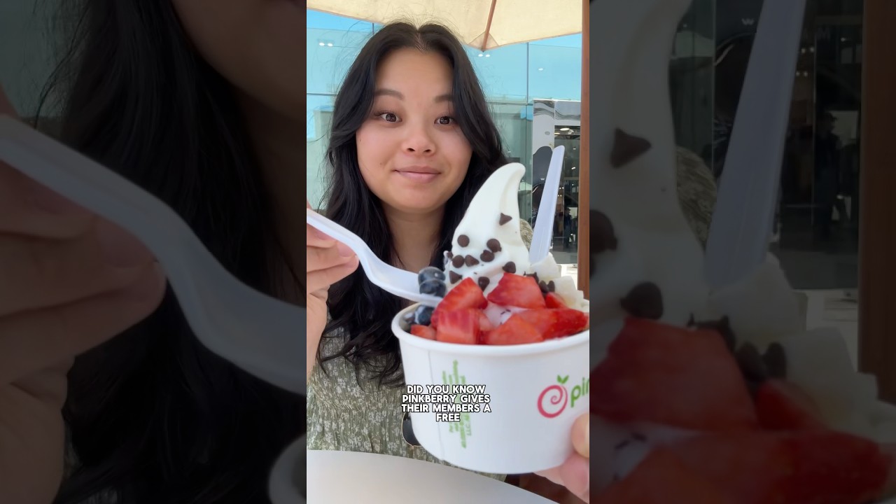 Pinkberry birthday treat🍦🍓🫐🍫#froyo #pinkberry #birthday #birthdaytreat #birthdayfreebie