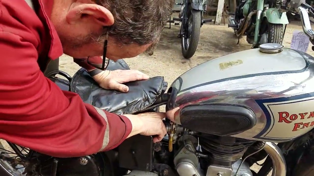 1948 Royal Enfield Model G 350cc at Andy Tiernans #08791REN