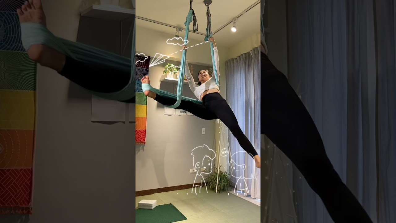 A Little Flow of Aerial Yoga #aerialyoga #aerialhammok