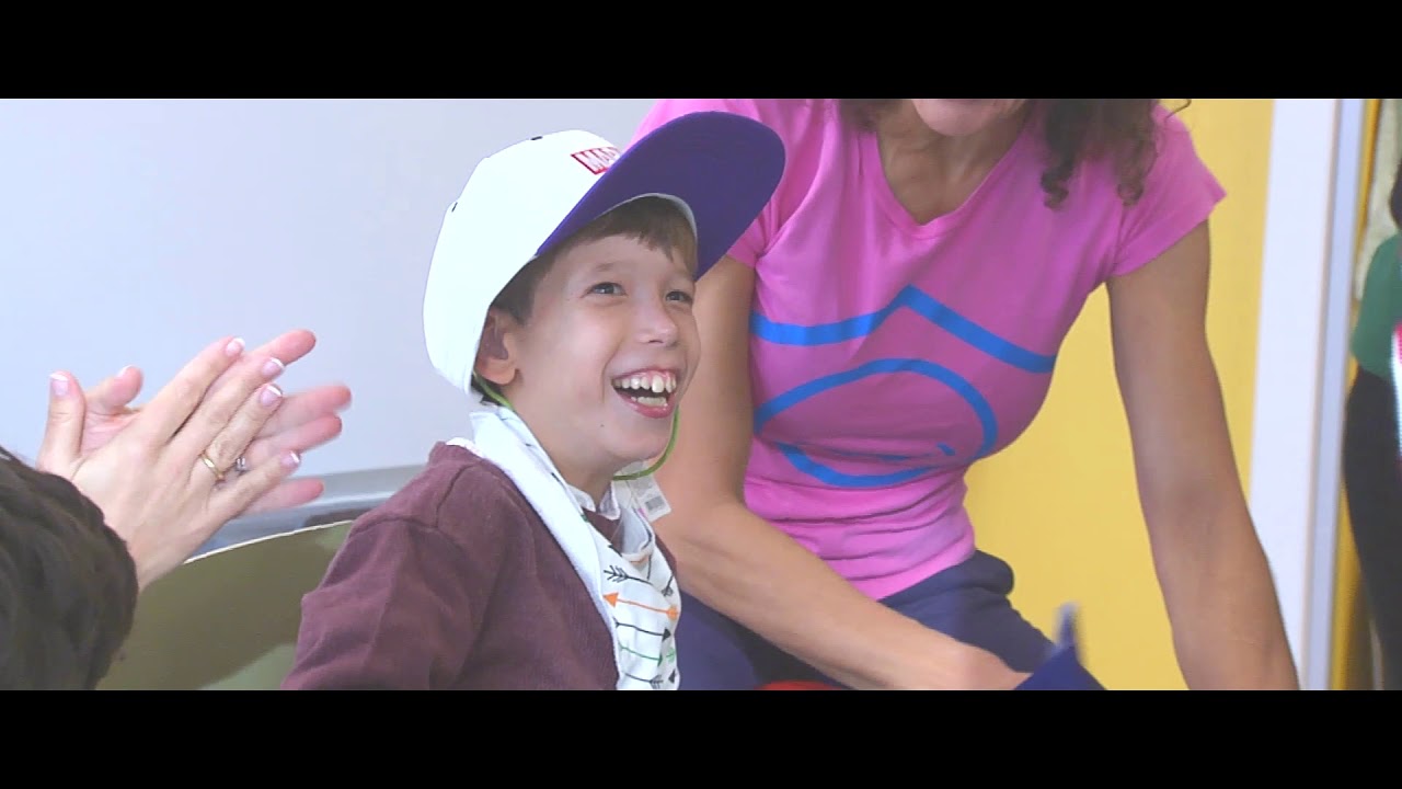 Felicitación Navideña de CadIt España y Colegio de Educación Especial Hospital San Rafael