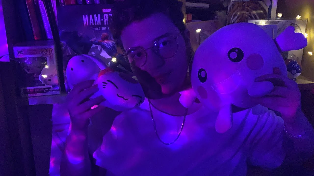 ASMR fr - Moment relaxant et cozy avec mes peluches ! (whispers, soft tapping, soft scratching)