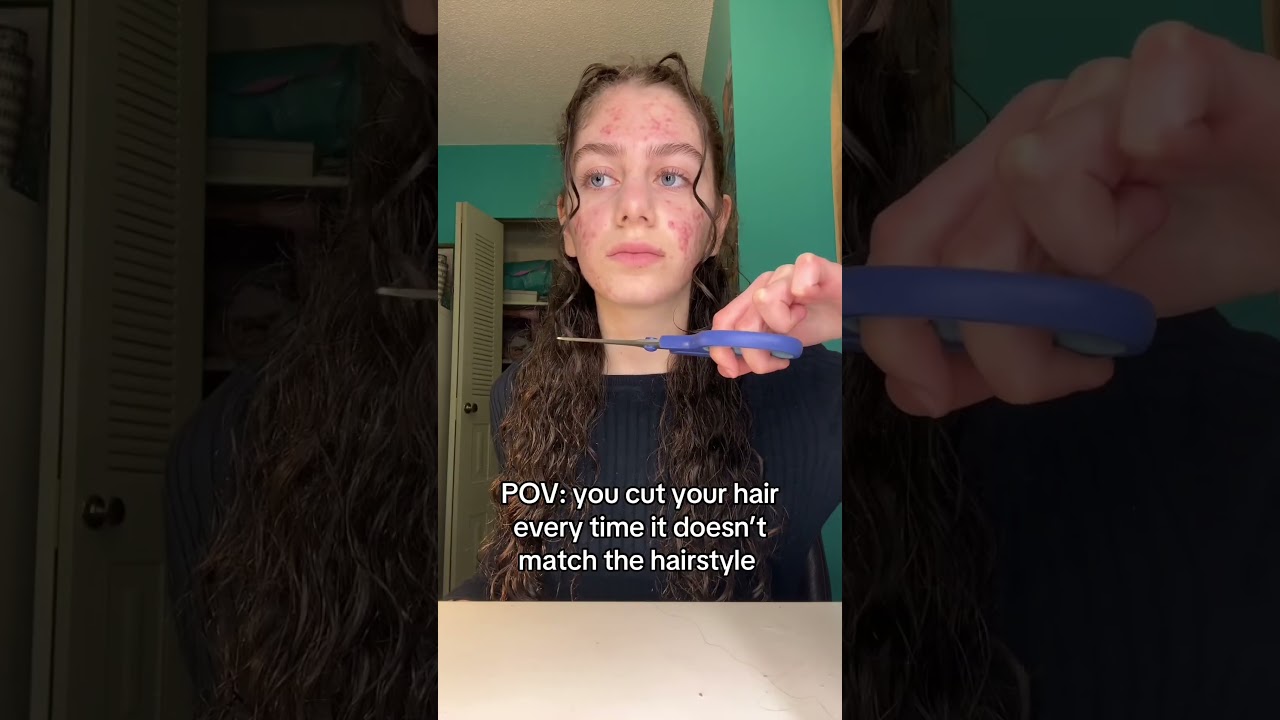 Now my front strands are automatically short 😭 #curlyhair #curlyhairstyles #cuttingcurlyhair